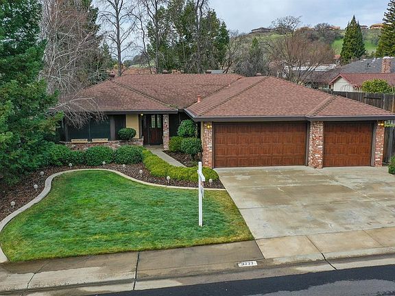 3rd image of 3777 Sweetwater Dr