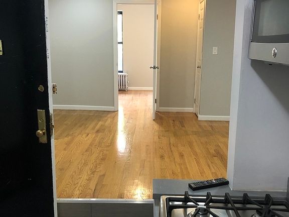 2nd image of 278 W 117th St APT 2B