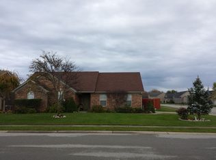5807 Pine View Ct, Jeffersonville, IN 47130