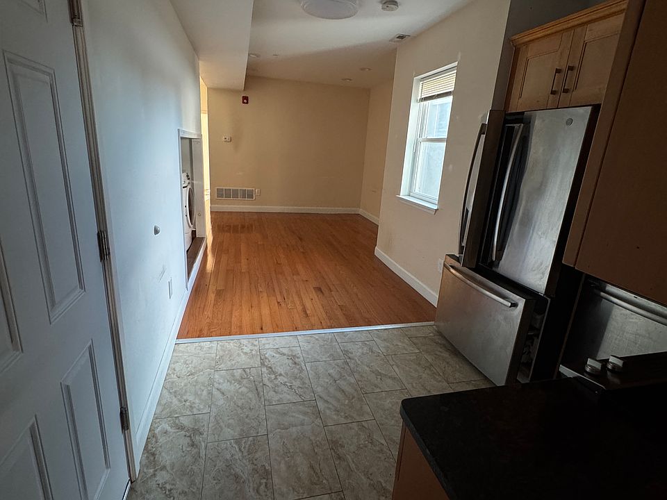 1st image of 1518 Dickinson St Unit 2