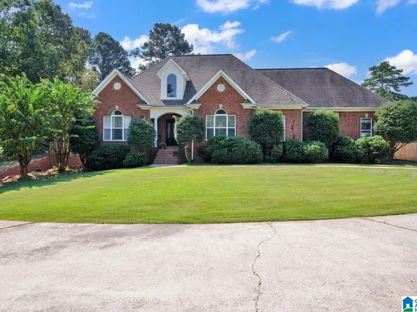 6631 Advent Cir, Trussville, AL 35173