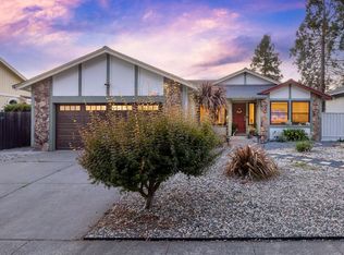 1082 San Francisco Way, Rohnert Park, CA 94928