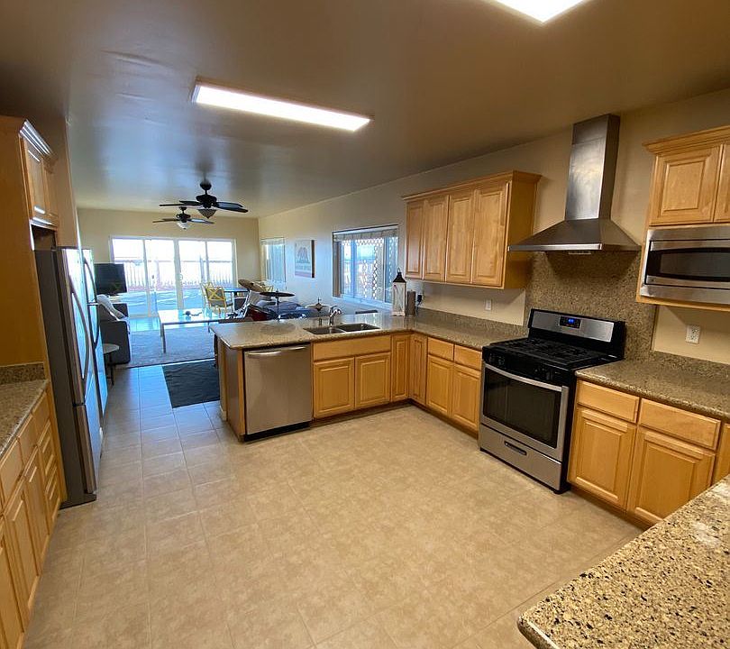 1st image of 6633 Del Playa Dr