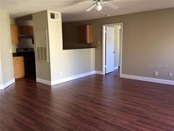 3rd image of 4732 Walden Cir #360