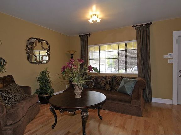 Living room 10/14/09