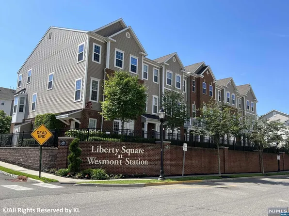 137 Wesmont Dr, Wood Ridge, NJ 07075