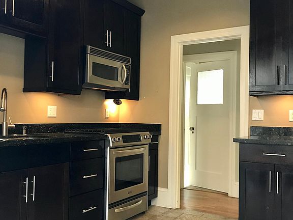 Kitchen Aid Gas Range & Oven
