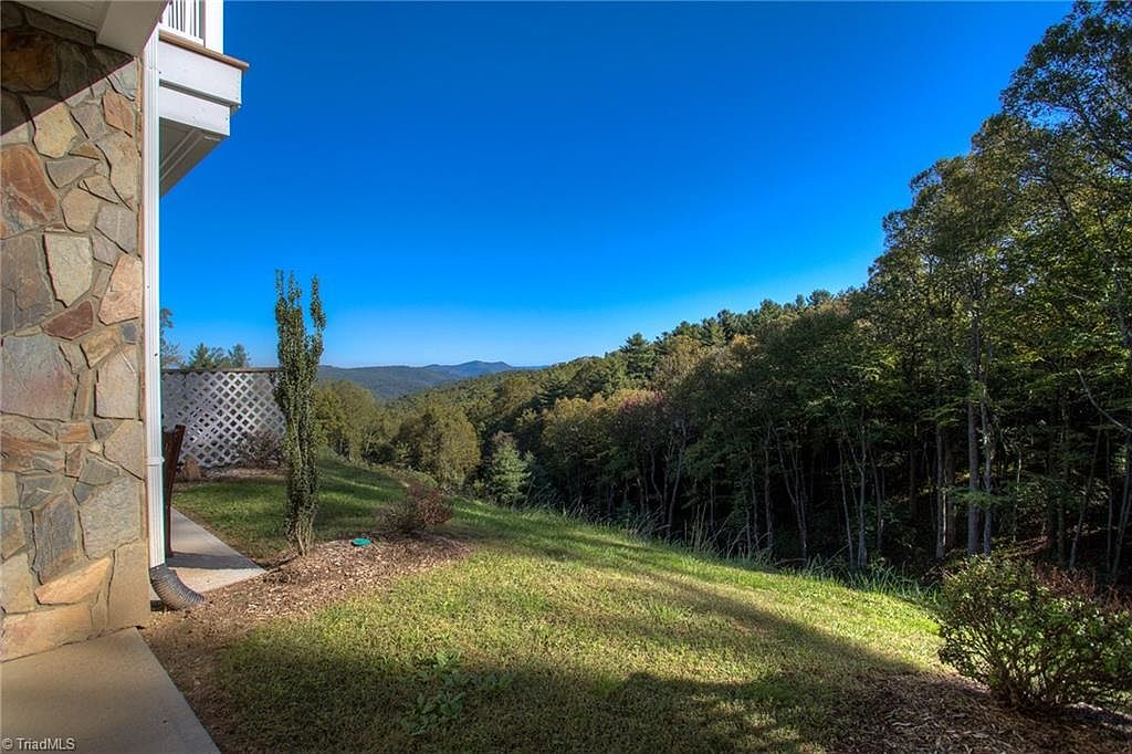 40 Club Villa Dr 506, Roaring Gap, NC 28668 Zillow