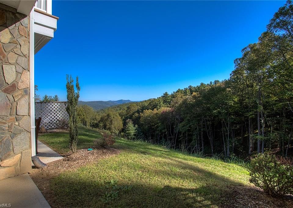 1st image of 40 Club Villa Dr #506