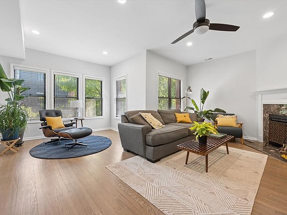 3rd image of 6348 N Magnolia Ave #3