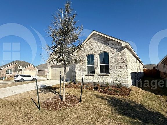 3rd image of 7028 Black Ash Ln