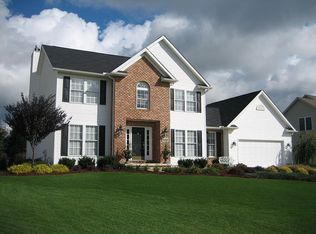 4359 Ridge Crest Dr, Akron, OH 44321