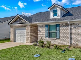 24 Excalibur Dr, Crawfordville, FL 32327