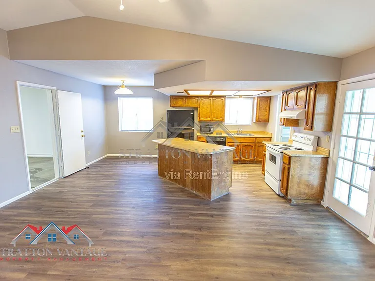 3749 E Hopi Ave — Photo 12