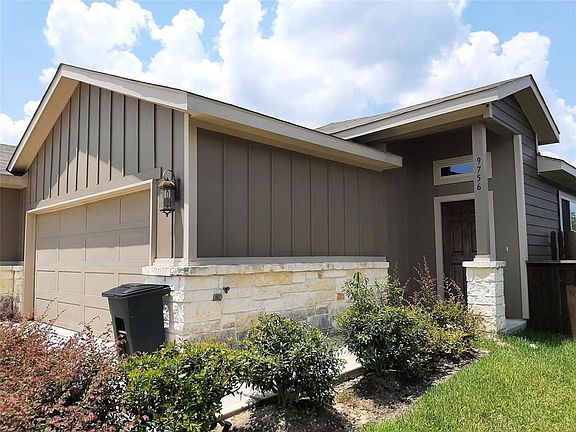 2nd image of 9856 Grosbeak Ln