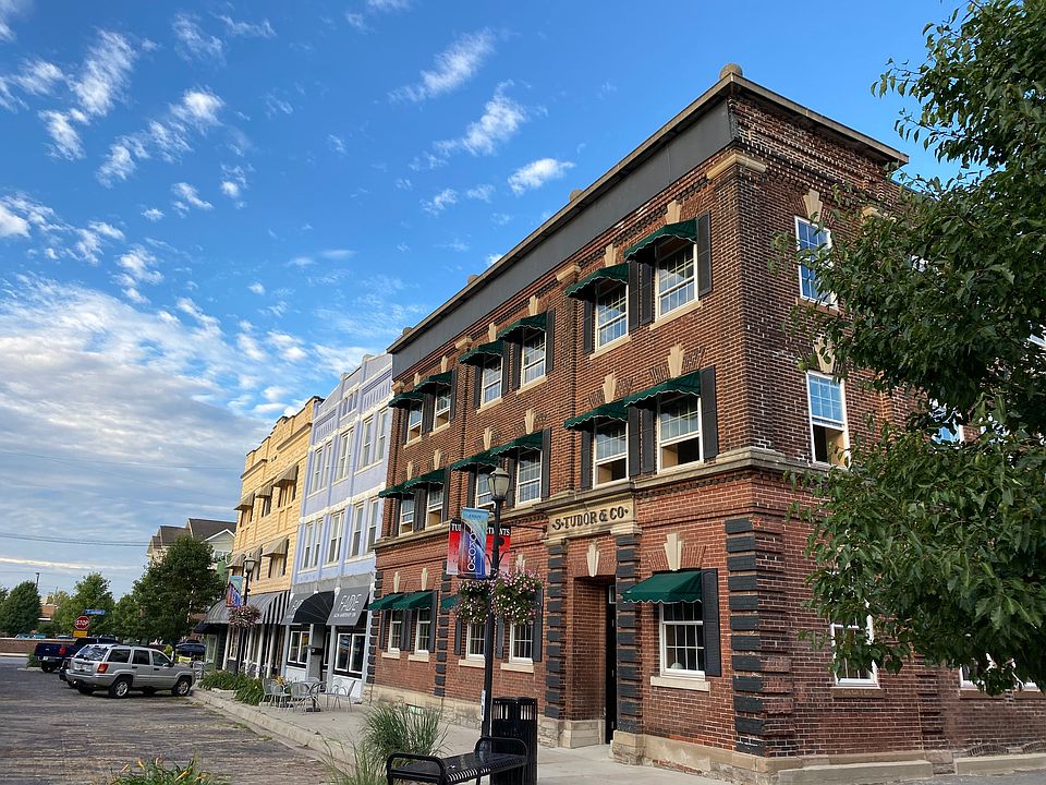 1st image of 513 N Buckeye St #202