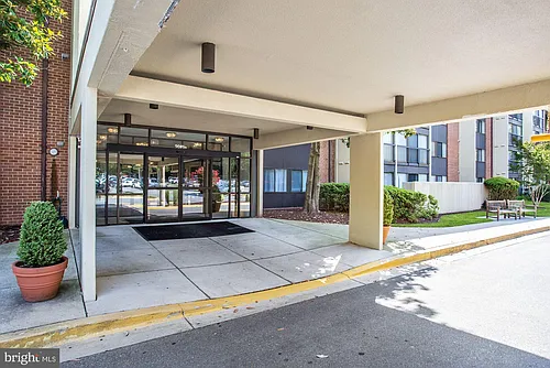 2921 N Leisure World Blvd #1114 Photo 1