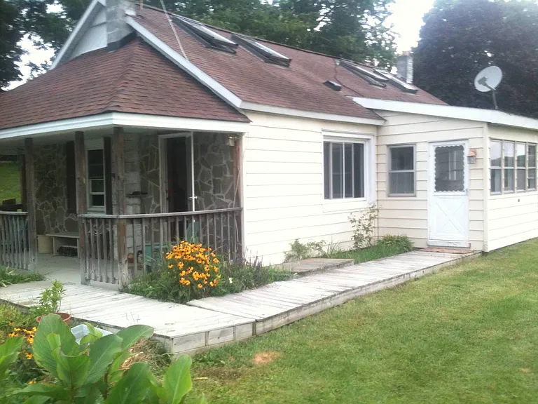 208 County Road 46 — Photo 2
