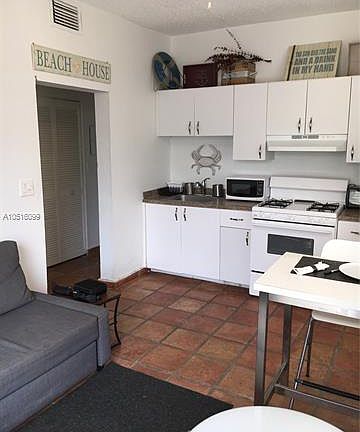 3rd image of 1320 Drexel Ave APT 207