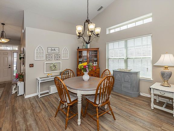 3rd image of 5548 Lipizzan Ln