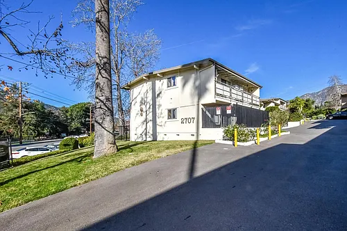2707 Montrose Ave #10 Photo 1