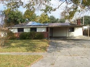25379 Dickinson Rd, Plaquemine, LA 70764
