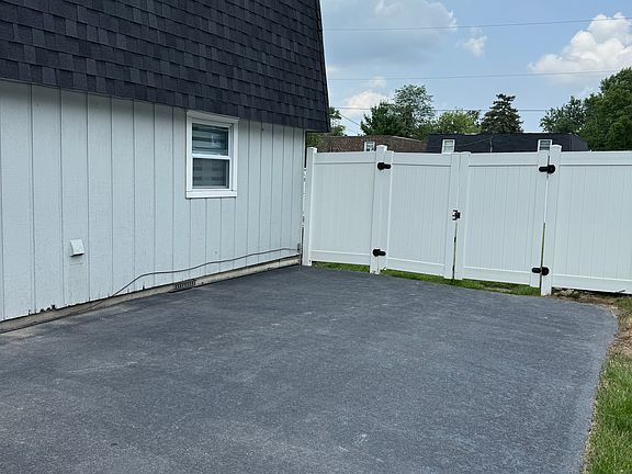 Driveway Parking