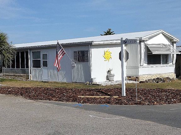 2nd image of 14 Sunrise Ln #141