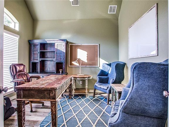 5th image of 100 Oakvista Dr