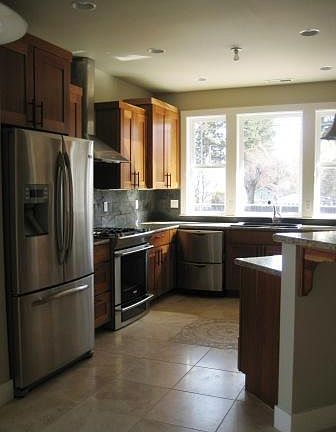 2nd image of 1344 NW Ithaca Ave #1