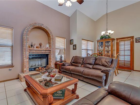 5th image of 12153 Jose Cisneros Dr