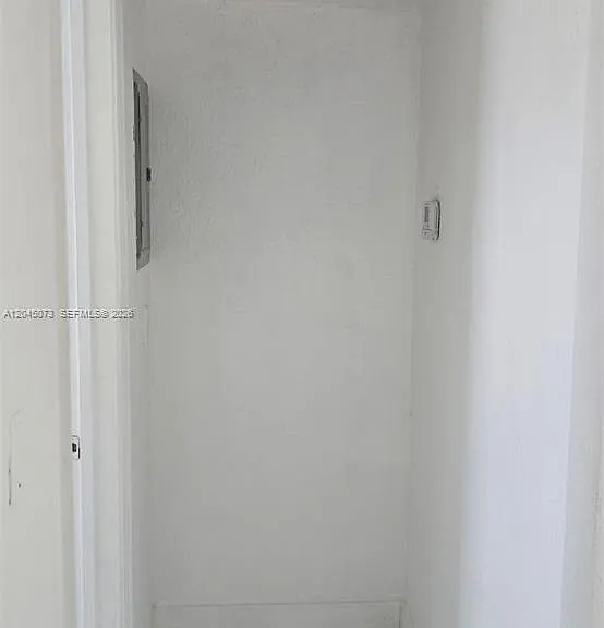 3260 NE 19th Ave #11 — Photo 6