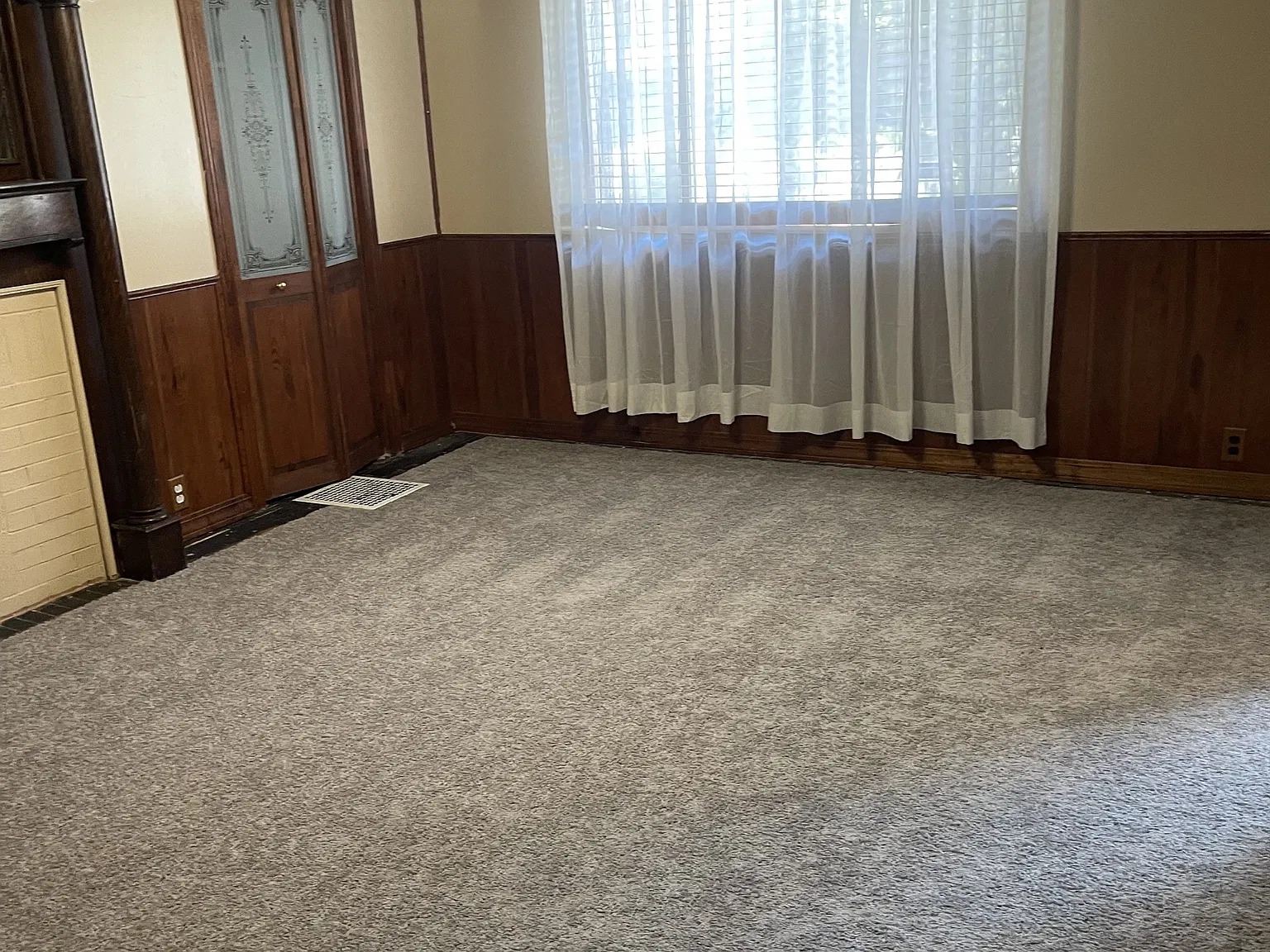 1052 Steuben Street - 1 — Photo 4