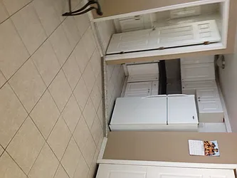 Rented by Elinor Taasa, LREB