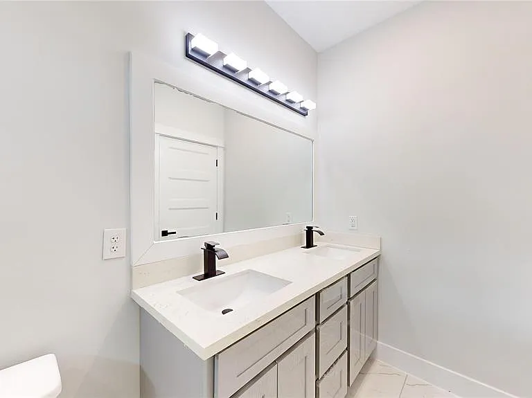 9225 Madera Rd #1 — Photo 16
