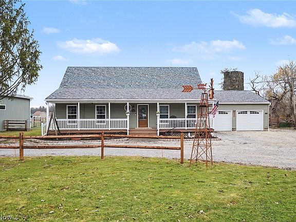 2nd image of 4556 Rootstown Rd