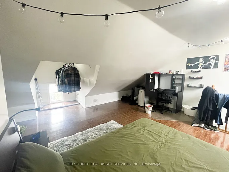 167 Markham St #2 — Photo 16