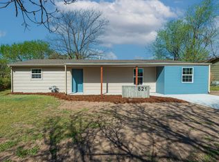821 N Clara St, Wichita, KS 67212