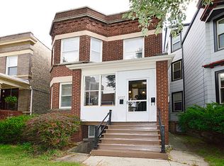 2517 W Argyle St, Chicago, IL 60625