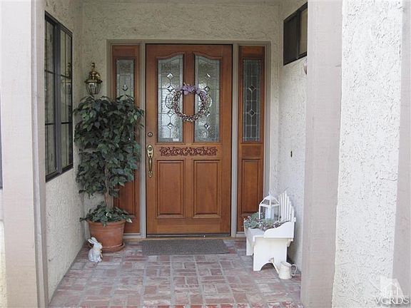 3rd image of 352 Oak Hills Dr