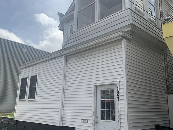 4th image of 187 N Allen St
