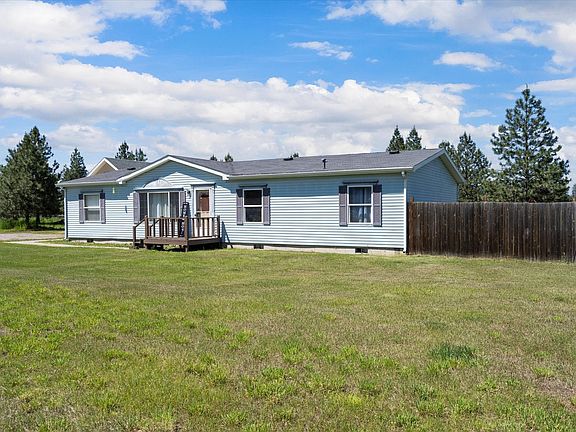 2nd image of 40077 Mountain Vista Ln