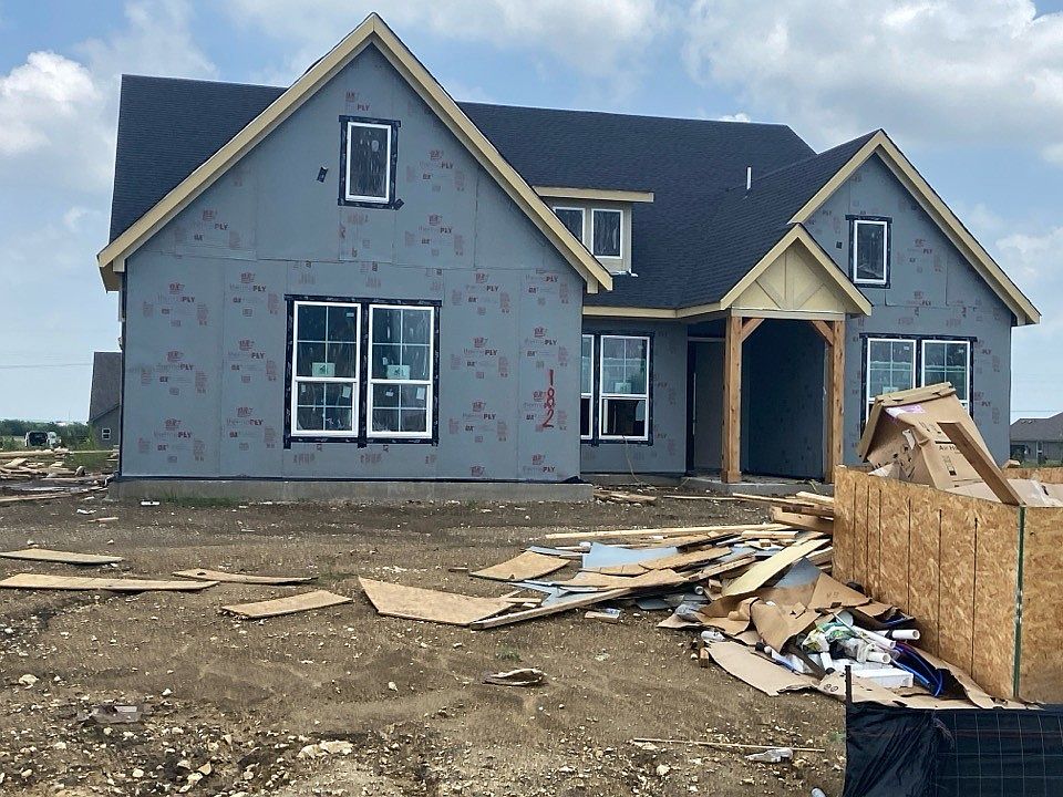 2nd image of 182 Sunny Side Rd