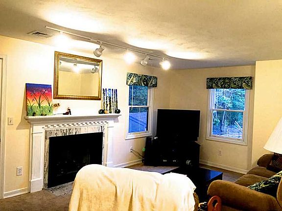4th image of 1603 Plainfield Pike APT I1