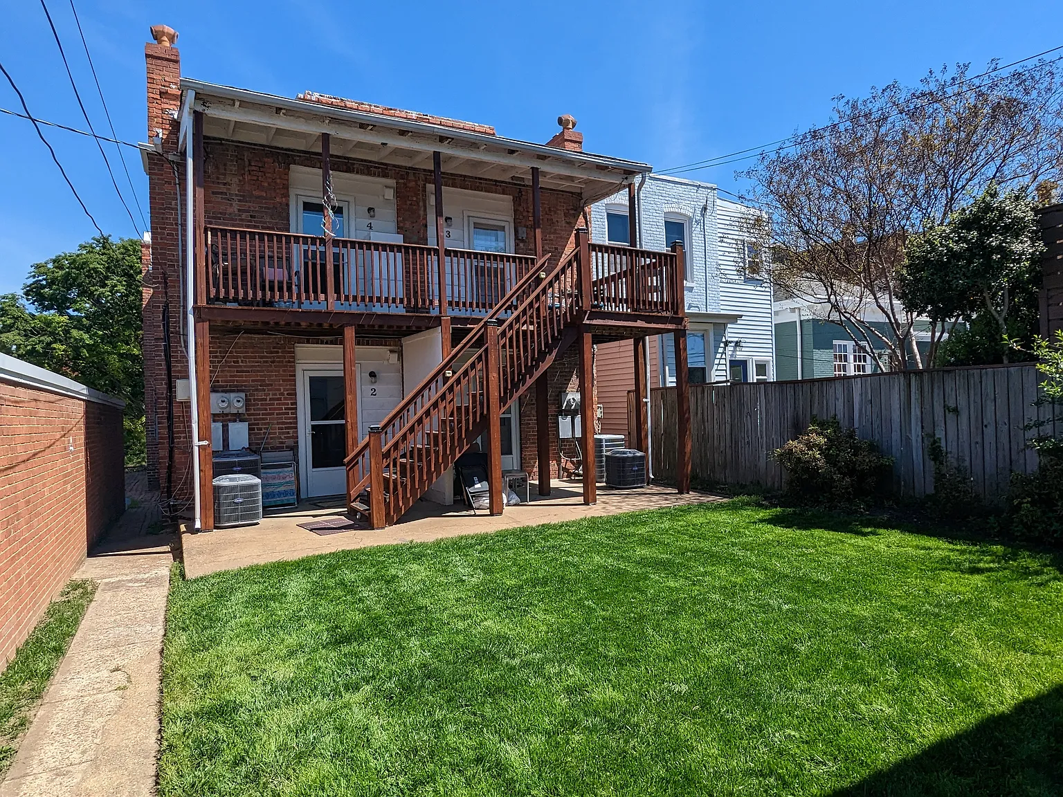1 bed, 900 sqft, $1,595 — Photo 3
