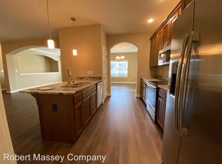 202 Beckley Ridge Ln, Louisville, KY 40245