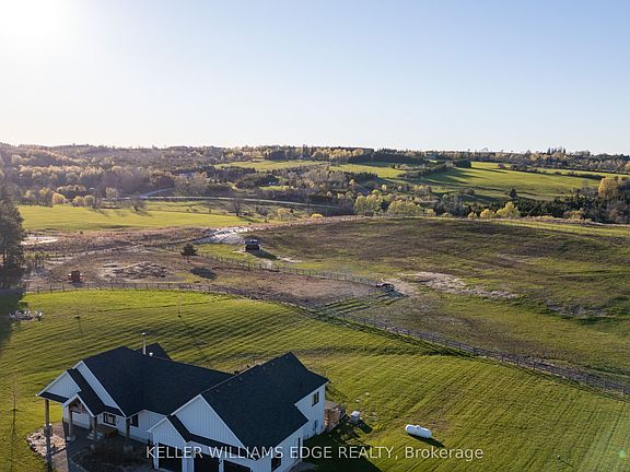 2nd image of 568211 Side Road 9