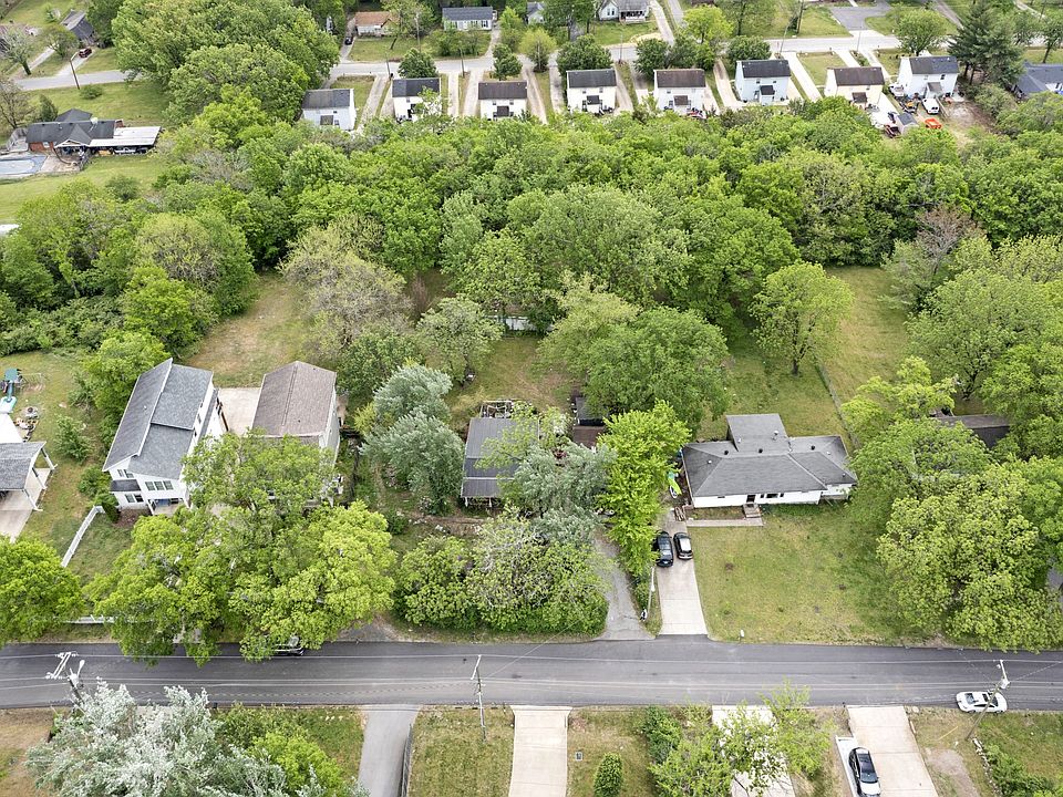 1st image of 3853 Hutson Ave N