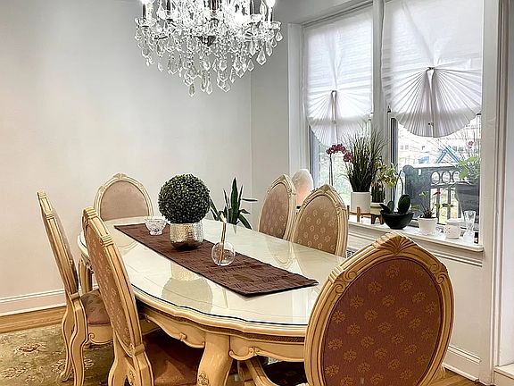 4th image of 16221 Powells Cove Blvd APT 3C