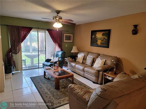 3rd image of 8220 SW 24th St APT 4109